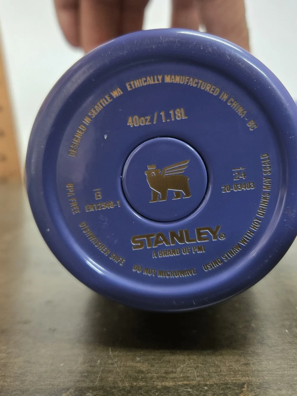 Stanley X Calia Quencher H2.0 Tumbler BluePurple 40oz - Picture 4 of 6